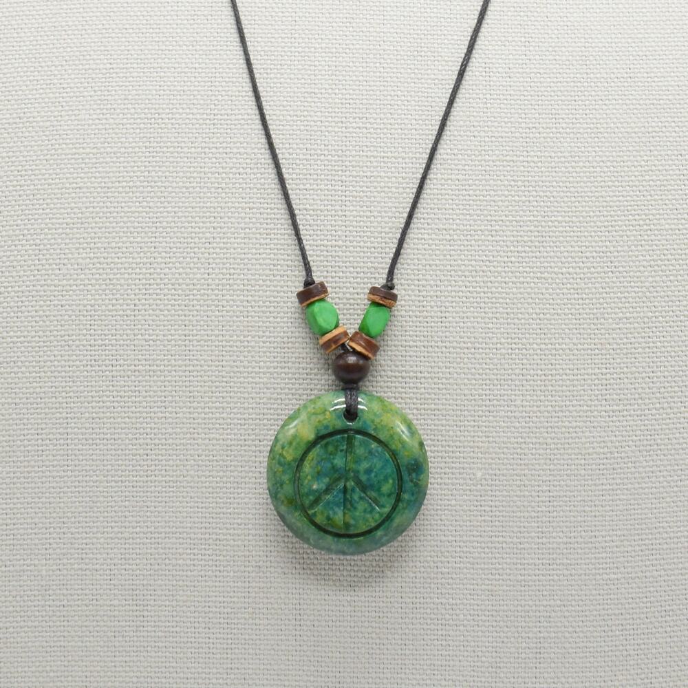 BeachCombers Green Stone Peace Sign Pendant Necklace Boho Earthy Hippie